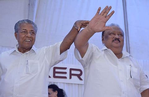 റവന്യൂമന്ത്രിയെ തള്ളി അഡ്വക്കേറ്റ് ജനറല്‍: "മുഖ്യമന്ത്രി ആവശ്യപ്പെട്ടാല്‍ മാത്രം അഭിഭാഷകനെ മാറ്റുന്ന കാര്യം പരിഗണിക്കാം"