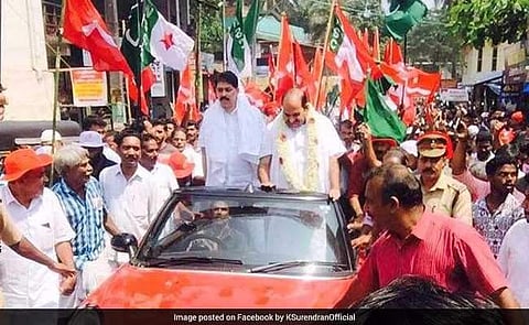 കമ്യൂണിസം ഓഫ് കണ്‍വീനിയന്‍സ്