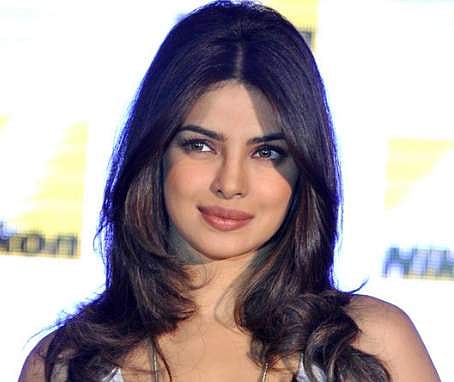 ചെറിയ വസ്ത്രം ധരിക്കാന്‍ വിസ്സമ്മതിച്ചു, അഭിനയം തുടങ്ങിയ നാളുകളില്‍ പ്രിയങ്കയ്ക്ക് നഷ്ടപ്പെട്ടത് 10 സിനിമകള്‍ 