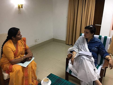 അന്വേഷണം ഫലപ്രദമല്ലെന്ന് നിമിഷ ഫാത്തിമയുടെ അമ്മ ബിന്ദു; ദേശീയ വനിതാ കമ്മീഷന്‍ അധ്യക്ഷയുമായി കൂടിക്കാഴ്ച നടത്തി