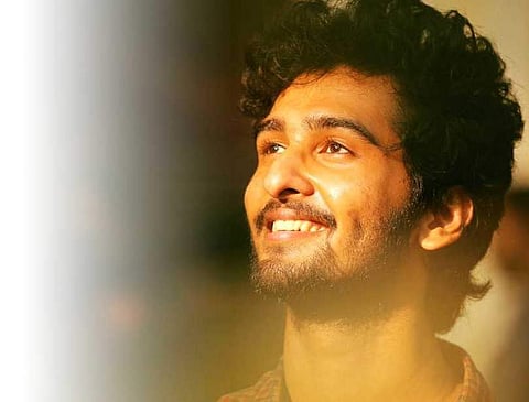 ബാപ്പയെ തുണയ്ക്കാത്ത സിനിമ മകനെ വാരിപുണരുന്നു; പുതുവര്‍ഷത്തില്‍ കൈനിറയെ ചിത്രങ്ങളുമായി ഷെയ്ന്‍ നിഗം 