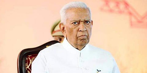 അജ്മല്‍ കസബിന്റെ ചരമവാര്‍ഷികം  ആചരിക്കുന്നവരെ വെടിവെച്ച് കൊല്ലണം: കര്‍ണാടക ഗവര്‍ണര്‍ 