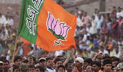 ഞെട്ടല്‍ മാറാതെ ബിജെപി; ആഘോഷത്തിനു മങ്ങലേറ്റ് പാര്‍ട്ടി ആസ്ഥാനം