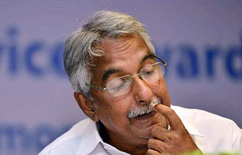 സോളാര്‍ കമ്മിഷന്റെ കണ്ടെത്തലുകള്‍ റദ്ദാക്കണം ; ഉമ്മന്‍ചാണ്ടി ഹൈക്കോടതിയില്‍ 