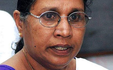 മാതാപിതാക്കളെ ഉപേക്ഷിക്കുന്നവര്‍ക്കെതിരെ കര്‍ശനനടപടി: വനിതാകമ്മീഷന്‍