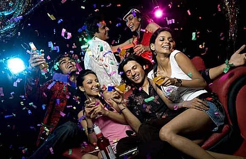 'സെക്‌സും ലഹരിയും പ്രോല്‍സാഹിപ്പിക്കുന്നു' ; പുതുവല്‍സാഘോഷ പാര്‍ട്ടികള്‍ക്കെതിരെ ഹിന്ദു സംഘടനകള്‍