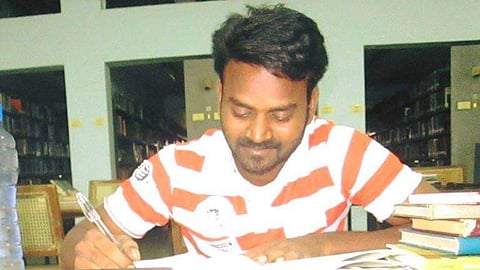 ജെഎന്‍യുവില്‍ ദളിത് വിദ്യാര്‍ത്ഥി ആത്മഹത്യ ചെയ്തു; എംഫില്‍, പിഎച്ച്ഡി അഡ്മിഷനില്‍ സമത്വം ഇല്ലായെന്ന് അവസാന ഫെയ്‌സ്ബുക്ക് പോസ്റ്റ്‌