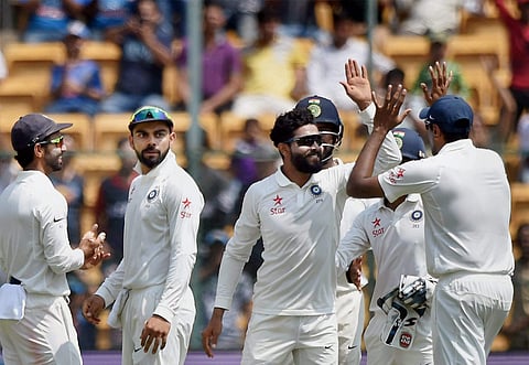 രണ്ടാം ടെസ്റ്റിന്റെ രണ്ടാം ദിവസം ഓസ്‌ട്രേലിയയ്ക്ക് ലീഡ്