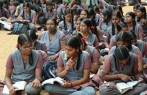 ഹയര്‍ സെക്കന്ററി പരീക്ഷാ  തിയതി പ്രഖ്യാപിച്ചു; മാര്‍ച്ച് ആറിന് ആരംഭിക്കും