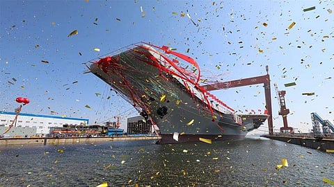 ആദ്യമായി പൂര്‍ണ്ണമായും സ്വദേശത്ത് നിര്‍മ്മിച്ച വിമാനവാഹിനി കപ്പല്‍ നീറ്റിലിറക്കി ചൈന