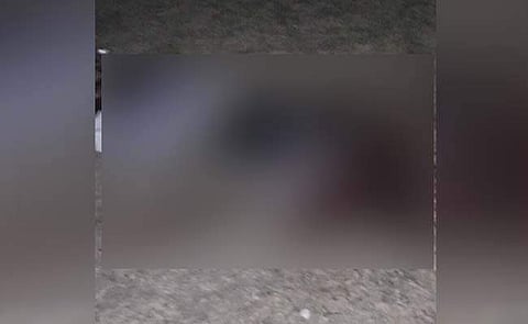 പതിനേഴുകാരന്റെ തലയറുത്ത് പൊലീസ് സ്റ്റേഷന് മുന്‍പിലിട്ടു