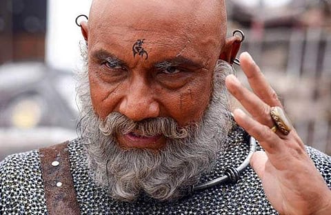 ബാഹുബലി ഹോളിവുഡിനെ തോല്‍പ്പിച്ചത് ഇങ്ങനെയൊക്കെയാണ്