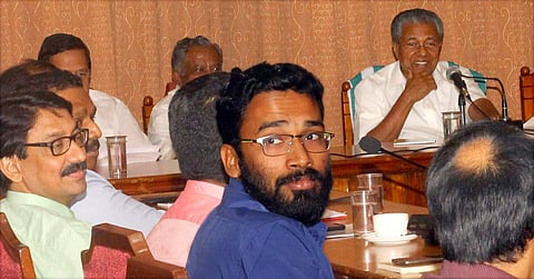 മൂന്നാര്‍ ചര്‍ച്ച: മുഖ്യമന്ത്രിയുടേത് വിശ്വാസ വഞ്ചനയെന്ന് ഹരീഷ് വാസുദേവന്‍