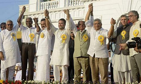 കോടിക്കണക്കിനാളുകളെ നിശബ്ദരാക്കാന്‍ ഇനി മോദിയെ അനുവദിക്കില്ല; ബിജെപി വിരുദ്ധ മുന്നണിയിലേക്കുള്ള പുതിയ ചുവടായി കരുണാനിധിയുടെ പിറന്നാളോഘോഷ വേദി