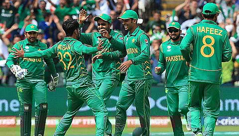 ചാംപ്യന്‍സ് ട്രോഫി: ദക്ഷിണാഫ്രിക്കയ്‌ക്കെതിരേ ജയിക്കാന്‍ പാക്കിസ്ഥാന് 220 റണ്‍സ്