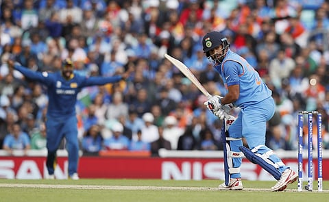 ചാംപ്യന്‍സ് ട്രോഫി: ലങ്കയ്‌ക്കെതിരേ ഇന്ത്യയ്ക്ക് ബാറ്റിംഗ്; ജയിച്ചാല്‍ സെമി