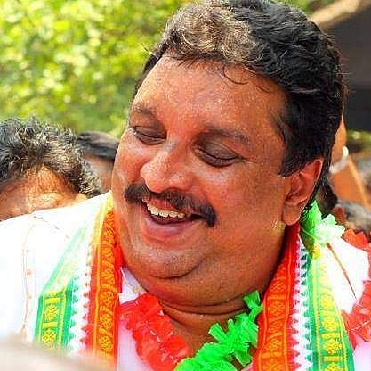 മദ്യനയത്തെ സ്വാഗതം ചെയ്ത് ഷിബു ബേബി ജോണ്‍, ഉമ്മന്‍ ചാണ്ടിയുടേത് അപക്വ നയം