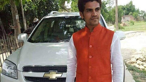 ഇവനാണ് റിയല്‍ ലൈഫ് റോബിന്‍ ഹുഡ്; പണക്കാരില്‍ നിന്നും മോഷ്ടിച്ചു പാവങ്ങള്‍ക്കു നല്‍കും