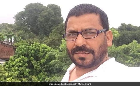 കാവിധാരികള്‍ മാധ്യമപ്രവര്‍ത്തകനെ കൊണ്ട് ജയ് ശ്രീറാം വിളിപ്പിച്ചു; അനുവദിച്ചു കൊടുക്കില്ലെന്ന് നിതീഷ് കുമാര്‍