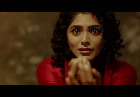 കിടക്കപങ്കിടണമെന്ന് പുരുഷന്‍ പറയുമ്പോഴും കുറ്റക്കാരിയാകുന്നത് സ്ത്രീ തന്നെ: റിമ കല്ലിങ്കല്‍ 