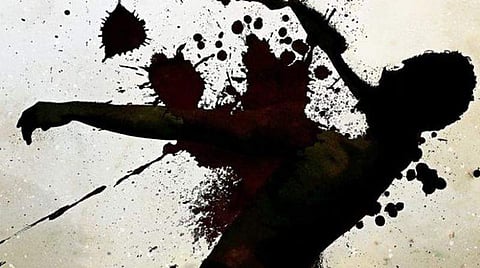 മുതദേഹം വെട്ടിനുറുക്കിയ നിലയില്‍ നടുറോഡില്‍