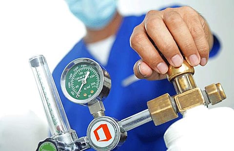 ഓക്‌സിജന്‍ വിതരണത്തില്‍ പാകപ്പിഴ: ഖൊരക്പൂരില്‍ 30 കുട്ടികള്‍ മരിച്ചു