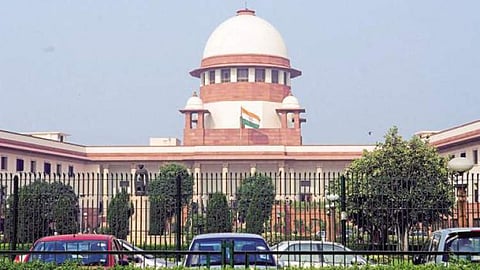 ദേശീയ-സംസ്ഥാന പാതയോരങ്ങളിലെ മദ്യശാലകള്‍ക്ക് ഏര്‍പ്പെടുത്തിയ നിരോധനം മുന്‍സിപ്പല്‍ പരിധിയില്‍ ബാധകമല്ലെന്ന് സുപ്രീം കോടതി