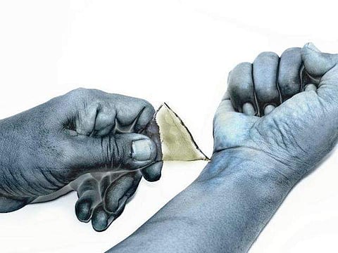 നീലത്തിമിംഗലം കേരളത്തിലും; മാതാപിതാക്കള്‍ ശ്രദ്ധിക്കേണ്ടത് എന്തെല്ലാം?