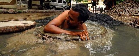 തോട്ടിപ്പണി യന്ത്രവല്‍കൃതമാക്കും: ശുചിത്വ മിഷന്‍