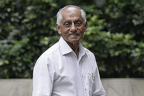 സിംഗപ്പൂരിന്റെ ഇടക്കാല പ്രസിഡന്റായി ഇന്ത്യന്‍ വംശജന്‍