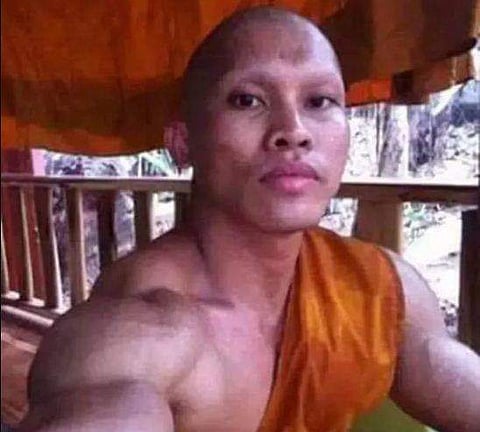 സന്യാസികള്‍ ഇങ്ങനെയായാല്‍ എന്താ ചെയ്ക; ഈ മസില്‍ മാന്‍ സന്യാസി ആള് പുലിയാണ്