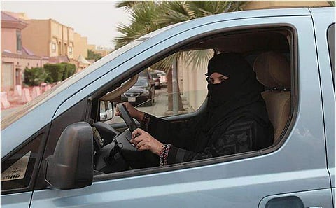 സൗദി ഇരുപത്തിയൊന്നാം നൂറ്റാണ്ടിലേക്ക് എത്തുന്നു; സ്ത്രീകള്‍ക്ക് വാഹനം ഓടിക്കാന്‍ അനുവാദം
