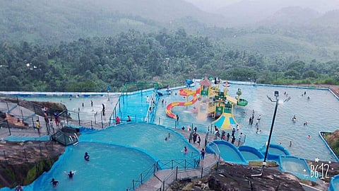 പിവി അന്‍വര്‍ എംഎല്‍എയുടെ പാര്‍ക്കിന്റെ ഫോട്ടോ എടുത്തവര്‍ക്കു ക്രൂര മര്‍ദ്ദനം