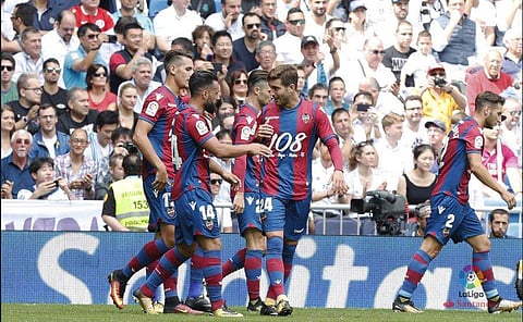 റയല്‍ മാഡ്രിഡിനു തുടര്‍ച്ചയായ രണ്ടാം സമനില; മാഴ്‌സെലോയ്ക്കു ചുവപ്പ്