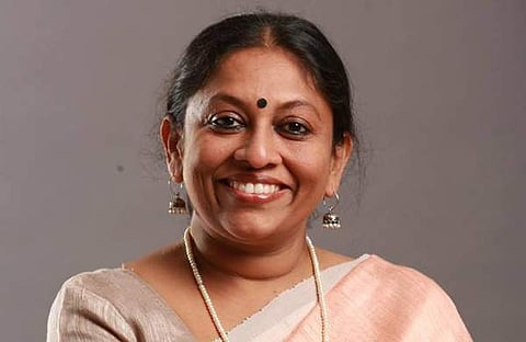 കെആര്‍ മീര (ഫെയ്‌സ്ബുക്ക്)