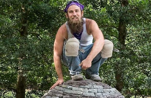 ഒരു നുള്ള് സിമന്റോ പശയോ ഉപയോഗിക്കാതെ കരിങ്കല്ലില്‍ ശില്പങ്ങളുണ്ടാക്കുന്നവരുണ്ടോ...!!