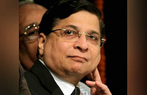 മെഡിക്കല്‍ കോഴ ആരോപണം അന്വേഷിക്കണം ; ചീഫ് ജസ്റ്റിസിനെതിരെ സുപ്രീംകോടതി ജഡ്ജിമാര്‍ക്ക് കത്ത്