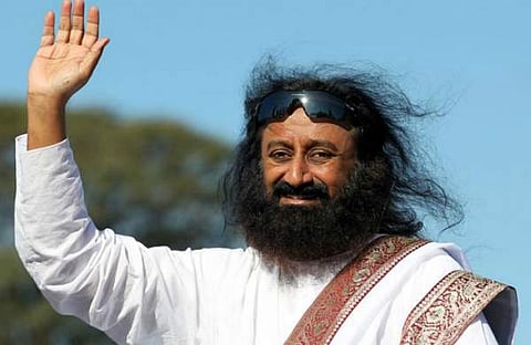 'പദ്മാവദില്‍ എതിര്‍ക്കപ്പെടേണ്ടതായി ഒന്നുമില്ല' ; സിനിമയെ പിന്തുണച്ച് ശ്രീ ശ്രീ രവിശങ്കര്‍