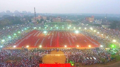 ഇത് ജില്ലാ സെക്രട്ടറിയുടെ വ്യക്തപരമായ നേട്ടമായി കാണരുത്; ജനങ്ങള്‍ അണിനിരക്കേണ്ടത് പാര്‍ട്ടിക്ക് പിന്നിലെന്ന് ജയരാജന്‍