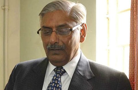 "ഇതൊക്കെ ചെറിയ കോടതി, ഞാന്‍ ജൂനിയര്‍ ജഡ്ജിയും" ;  വാദത്തിനിടെ വിമത ജഡ്ജിമാരെ കുത്തി സുപ്രീംകോടതി ജഡ്ജി