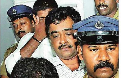 പെണ്‍വാണിഭത്തിനു പിടിയിലായവര്‍