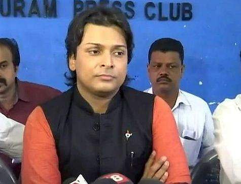 എനിക്കും എന്റെ പിള്ളേര്‍ക്കും സമുദായത്തിനും വേറെ പണിയുണ്ട്, വീര കഥ തനിയെ പാടിയാല്‍ മതി;  രാഹുല്‍ ഈശ്വറിന് മറുപടിയുമായി യുവാവ്