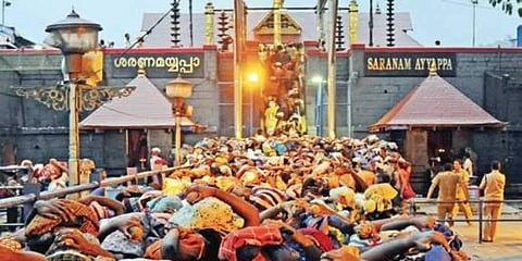 റിവ്യൂ ഹർജിയെ ചൊല്ലി ചർച്ച പൊളിഞ്ഞു ; തീരുമാനം ഇന്നു വേണമെന്ന് പന്തളം കൊട്ടാരം, പ്രതിനിധി ഇറങ്ങിപ്പോയി