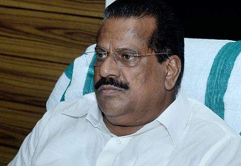 അഴിഞ്ഞാടാന്‍ അക്രമികളെ അനുവദിക്കില്ല, ജാമ്യമില്ലാ വകുപ്പ് ചുമത്തുമെന്ന് ഇ പി ജയരാജന്‍