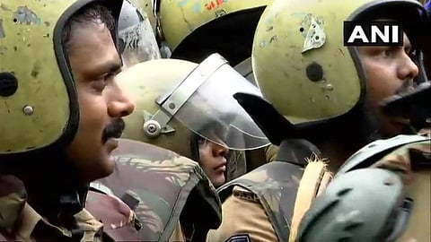 മടങ്ങിയത് കുട്ടികളെ മുന്നില്‍നിര്‍ത്തി പ്രതിഷേധിച്ചതിനാല്‍, അവകാശം സംരക്ഷിക്കാന്‍ കുട്ടികളെ ബുദ്ധിമുട്ടിക്കാനില്ലെന്ന് കവിത