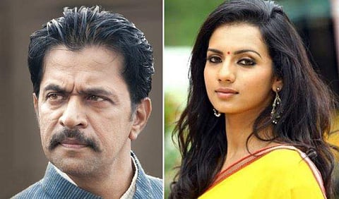 'ഡയലോഗ് പറഞ്ഞ് അര്‍ജുന്‍ എന്നെ ആലിംഗനം ചെയ്യുകയായിരുന്നു'; മീടു ആരോപണവുമായി ശ്രുതി ഹരിഹരന്‍