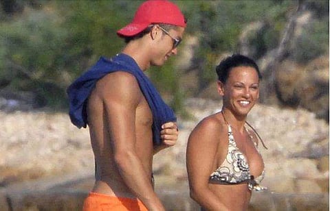 കിടപ്പറയില്‍ പോലും മാന്യനാണ് ക്രിസ്റ്റിയാനോ; യുവന്റ്‌സ് താരത്തെ പിന്തുണച്ച് മുന്‍ കാമുകി