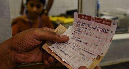 ഇനി റെയില്‍വേ സ്റ്റേഷനില്‍ ക്യൂ നിന്ന് ബുദ്ധിമുട്ടേണ്ട, ജനറല്‍ ടിക്കറ്റുകളും ആപ്പ് വഴി ബുക്ക് ചെയ്യാം