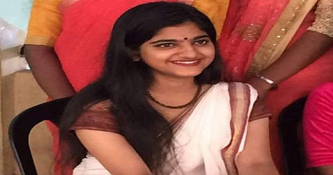 അമ്പലത്തില്‍ പോകാന്‍ താല്‍പ്പര്യപ്പെടുന്നു എന്നത് എന്റെ മാത്രം അഭിപ്രായമാണ്: ആര്‍ത്തവ സമയത്ത് അമ്പലത്തില്‍ കയറിയ അഭിരാമിക്ക് പറയാനുള്ളത് 