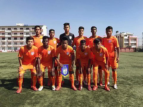 പടിക്കൽ കലമുടച്ച് ഇന്ത്യൻ കൗമാര സംഘം; അണ്ടർ 15 സാഫ് ഫുട്ബോളിൽ നിലവിലെ ചാംപ്യൻമാർ സെമിയിൽ വീണു